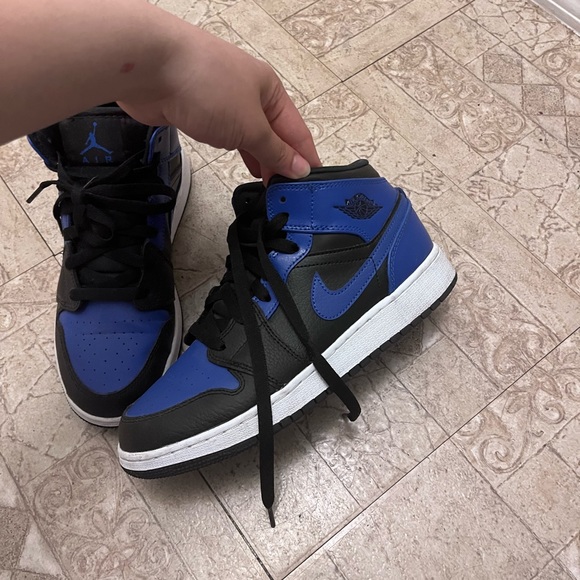 air jordan one big kids - Picture 2 of 6